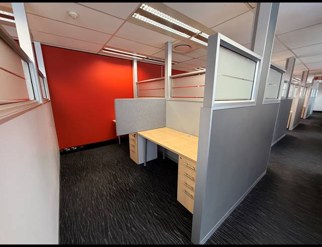 688M² OFFICE TO LET IN PARKTOWN